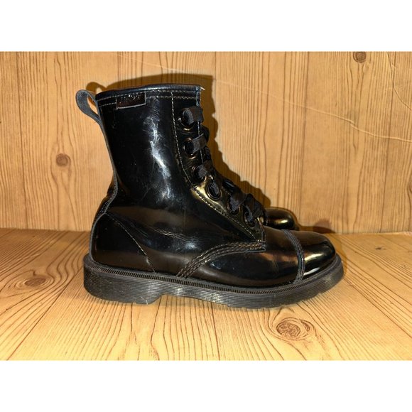Dr. Martens Grace Black Patent Leather Capper Boots Size 9 Ribbon Laces - Picture 3 of 9
